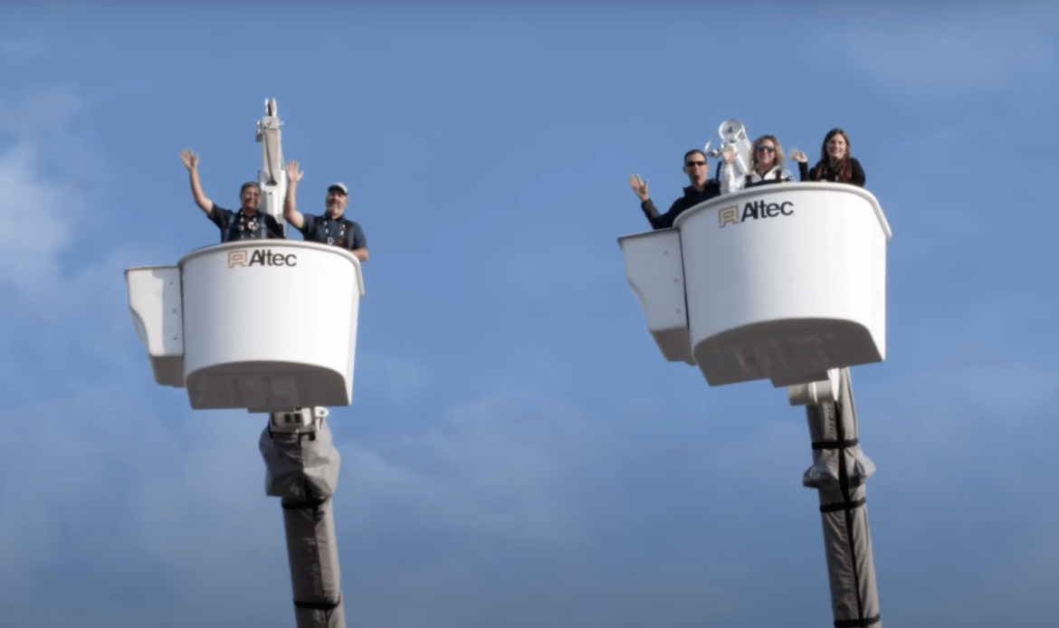 Aresmare distribuidor oficial de altec, en una de las exposiciones